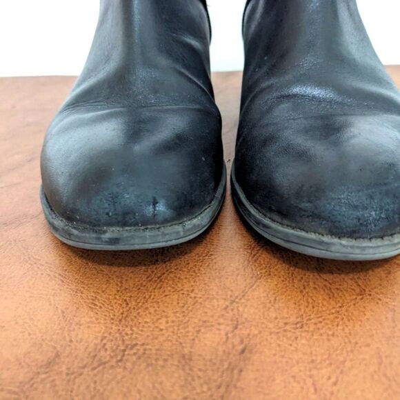 Lauren Ralph Lauren Marisol Black Leather Ankle Booties size 7B - Picture 3 of 7